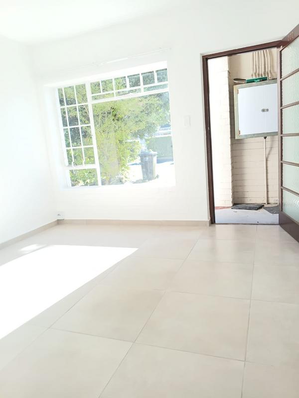 To Let 1 Bedroom Property for Rent in Bergvliet Western Cape